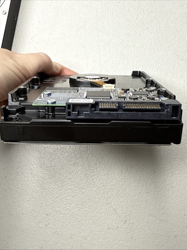 Hitachi Deskstar HDS721010CLA332 1TB 3.5" SATA Desktop Hard Drive 0F10383 TESTED - Picture 3 of 4