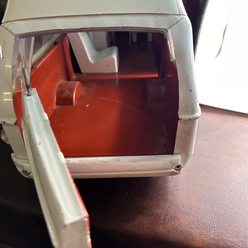 Vintage 1970's Tonka Metal Rescue Ambulance Van 19” - Picture 9 of 18