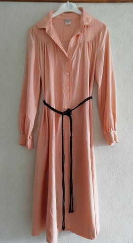 Original Vintage 1970’s – Soft Peach Colour Long Sleeve Shirt Dress – 100% Silk - Picture 4 of 6