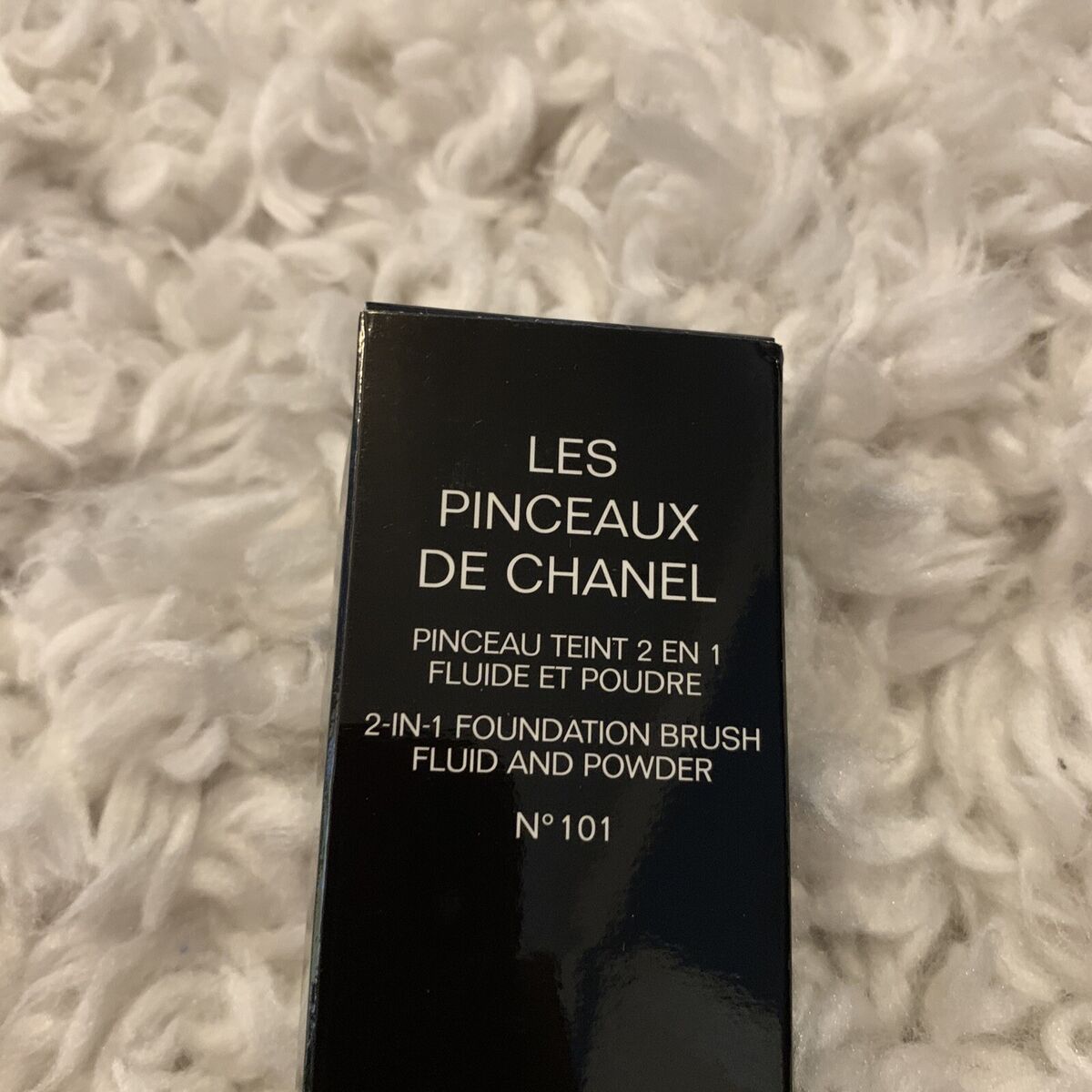 CHANEL 2-in-1 Foundation Brush Fluid and Powder N°101 NEW In