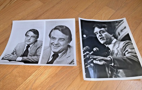 1976 2 - Black & White Photos - SARGENT SHRIVER PRESIDENTIAL CAMPAIGN - Picture 1 of 3