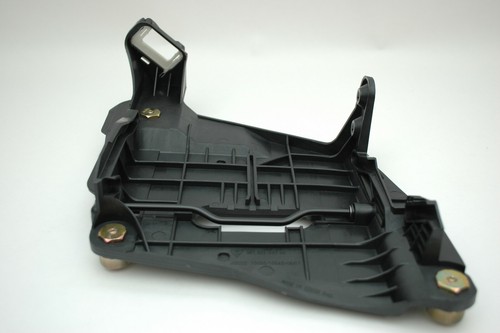 Soporte de montaje de faros Porsche 987 Cayman Boxster 98763104200 SS 98763104201 - Imagen 4 de 9