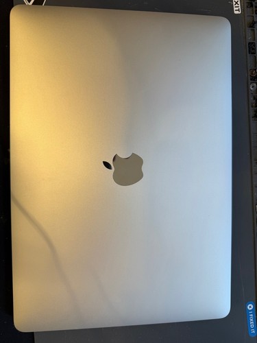 Macbook Pro 2018 13" A1989 i5 8GB Ram 256 GB SSD Silver 60 DAYS Warranty - Picture 4 of 10