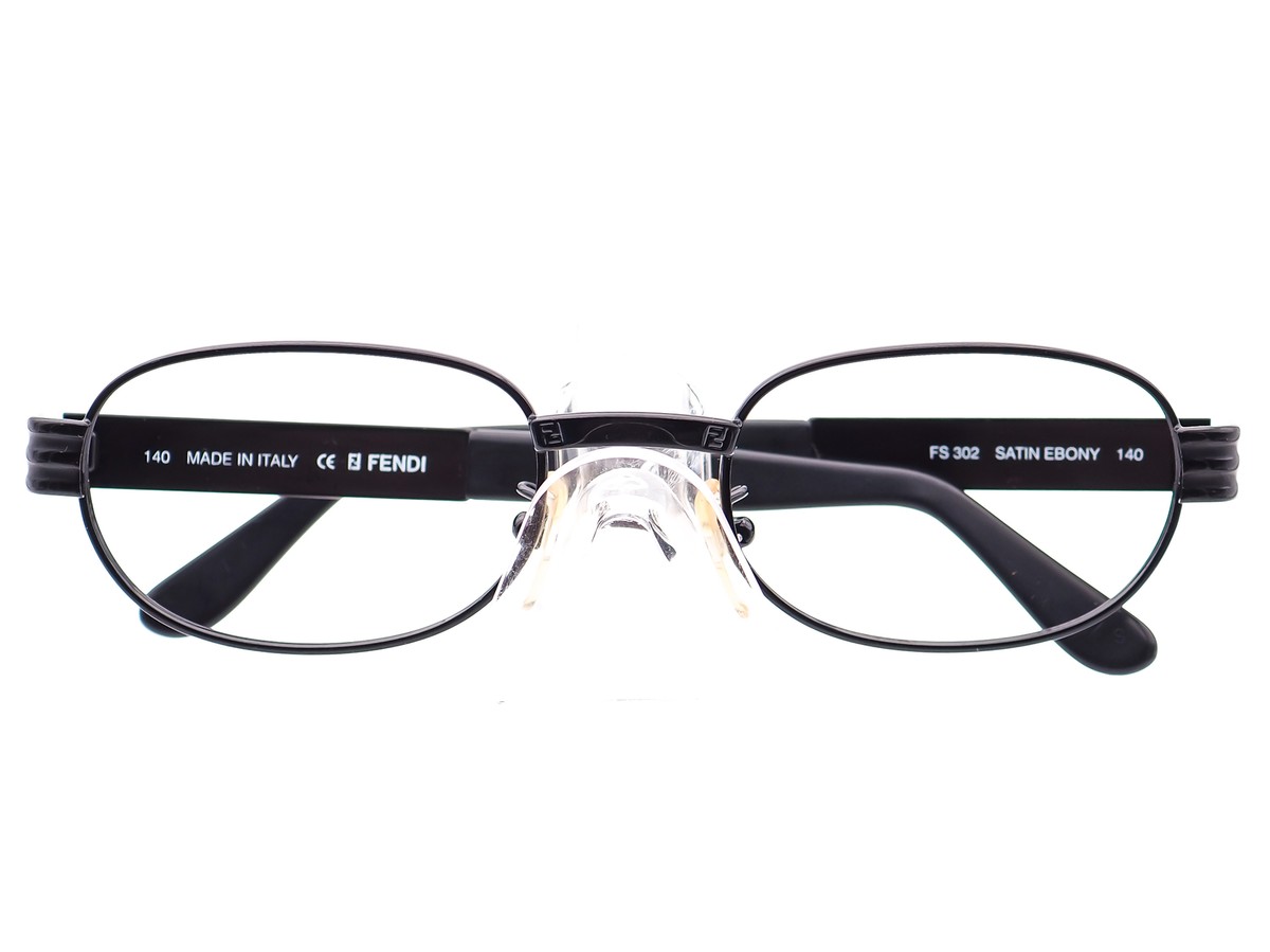 い出のひと時に、とびきりのおしゃれを！ Fendi Eyeglasses Italy Frame Metal Oval Ebony Satin 302 FS 小物