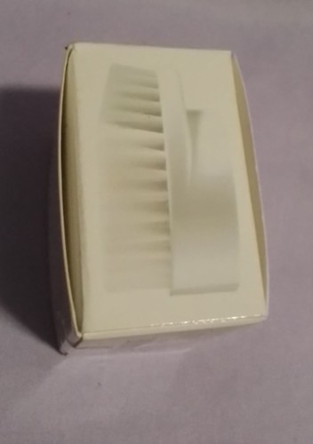 Clinique Sonic System Extra Gentle Cleansing Brush - Picture 4 of 4
