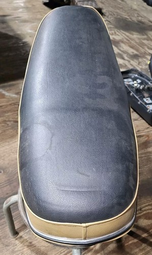 Honda CB360T  Seat CB 360 - Picture 4 of 5