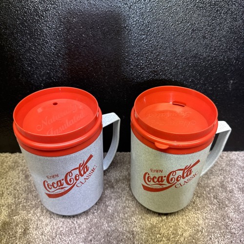 vintage Coca Cola insulated mug - Picture 3 of 6