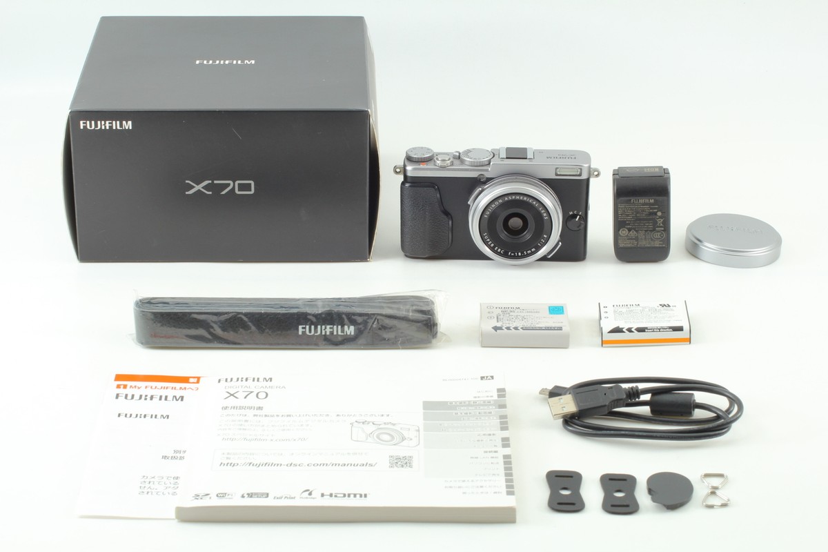MINT] Fujifilm X70 Silver 16.3MP Compact Digital Camera From JAPAN