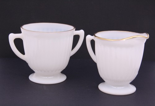 Petalware Cremax Creamer and Sugar Set Gold Trim Depression Glass Macbeth Evans - Picture 2 of 13