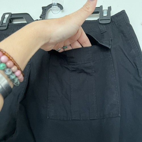 Eddie Bauer VASHON Fit Cargo pants Black Petite Size 10 Hiking Mid Rise - Picture 8 of 10