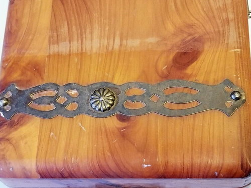 Caja de joyería de madera antigua 9 X 6" cola de cedro adornada metal con bisagras adornado - Imagen 10 de 12