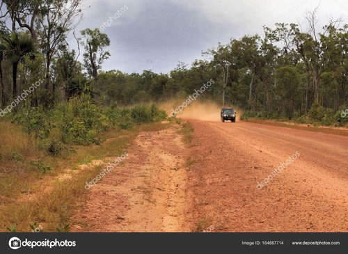 Hema Cape York Atlas & Guide - Picture 2 of 2