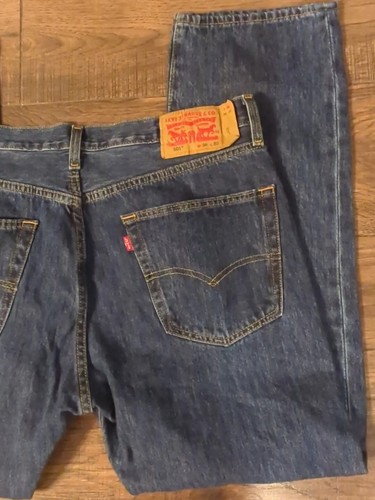 Pantalones de mezclilla para hombre Levis 501 botón mosca 36x30 azul oscuro lavado medio desgastado recto - Imagen 13 de 21