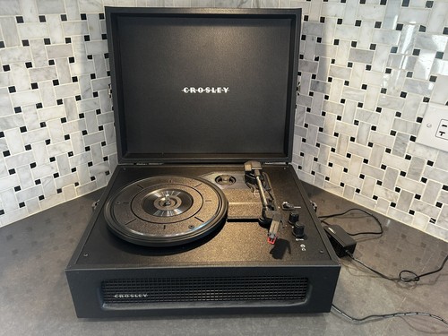 Crosley Voyager Vintage Portable Vinyl Record Player Turntable Bluetooth WORKING