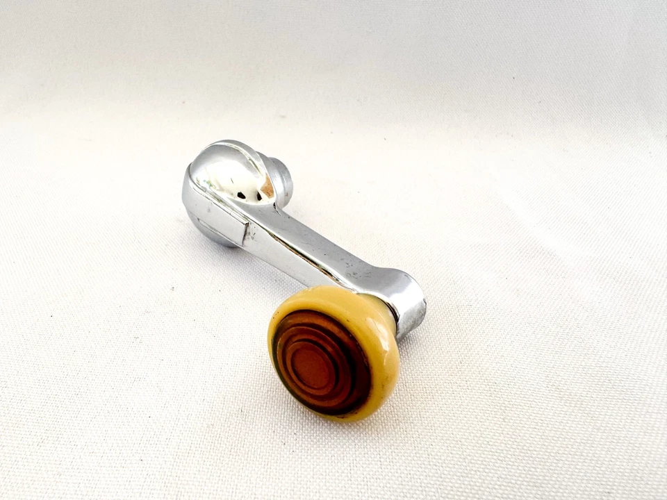 Chevrolet Fleetline 1941-1948 manivela ventana manivela vintage - Chevrolet Fleetline Foto 3 de 4