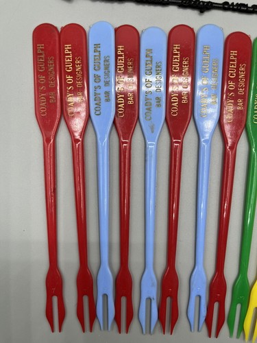 Regent Hotel & Coady's Guelph Swizzle Stir Sticks Cocktail Stirrers VTG Lot - Imagen 3 de 6