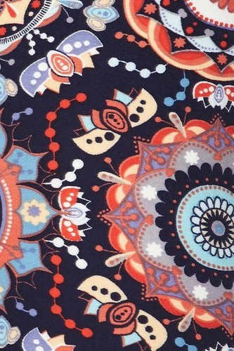 Leggings de impresión suave de mantequilla con patrón geométrico marino y rojo - Imagen 4 de 4