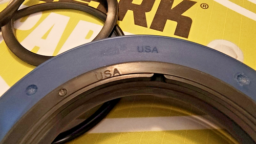 CLARK FORKLIFT 1811129 Lift Cylinder Seal Kit (CL1811129)OEM GENUINE PARTS USA - Picture 3 of 4