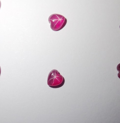 Transparent Star Ruby Heart 4x4 mm Cabochon 6 Rayed Lab-created 5 pieces Lot - Picture 2 of 12