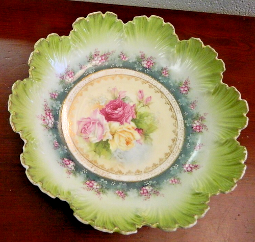 R S Prussia Style German Green Scallop Edge Rose Floral Art Molded Serving Bowl - Picture 2 of 7
