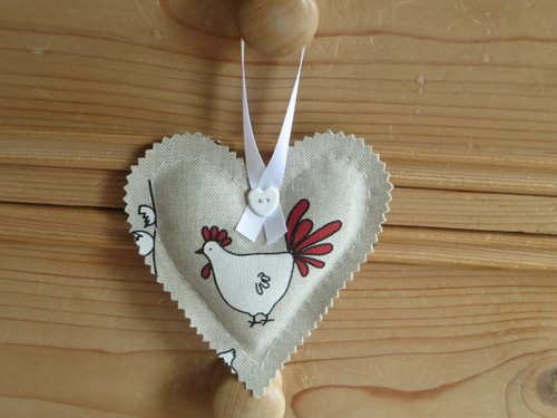  Cute Hens fabric Hanging heart - Picture 4 of 5