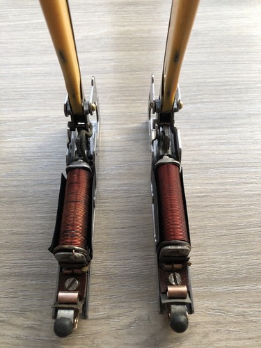 Pair Of Genuine Vintage Classic Lucas SF34N Trafficators Semaphores 6v - Picture 6 of 8