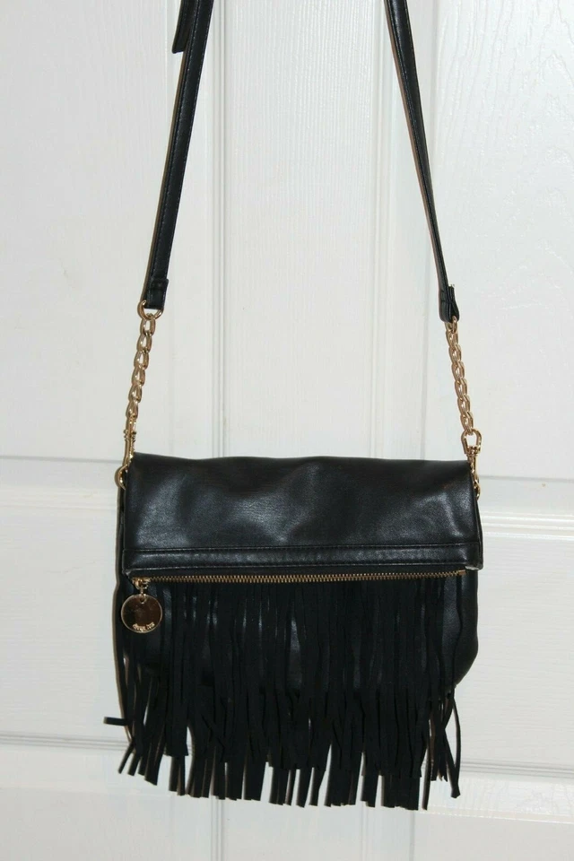 Bolso Bandolera DEUX LUX Suave Negro Cuero Vegano Flecos Solapa ¡Excelente! Foto 2 de 4