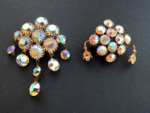 Women/'s jewelry Brooch rhombus Vintage fashion. Vintage brooch with gray stones Soviet costume jewelry
