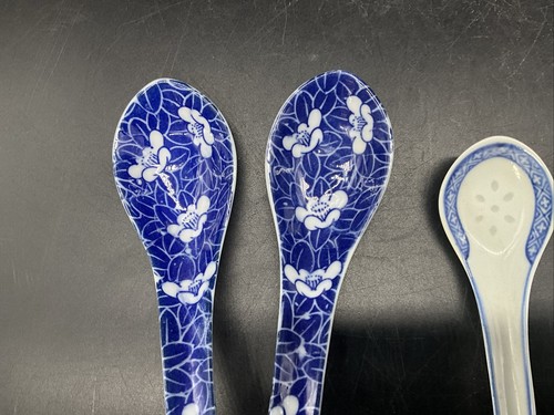 Lot of 4 Blue And White Chinese Soup Spoons - Picture 2 of 9