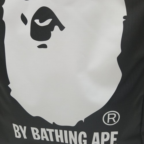 Revista Takarajima Otoño Invierno 2015 Colección Mochila Bape e-MOOK - Imagen 2 de 6