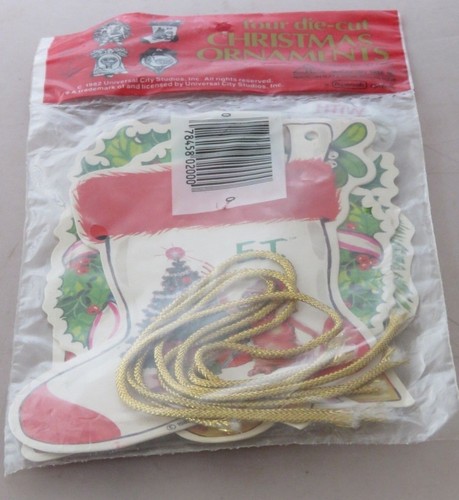 E.T. the Extra Terrestrial 1982  -  4 Die Cut Card Stock Christmas Ornaments - Picture 3 of 3