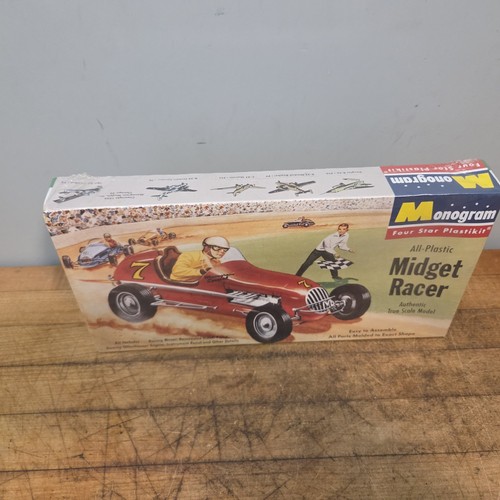 Vintage SEALED Monogram Classics 1/25 Midget Racer-1995 - Picture 2 of 12