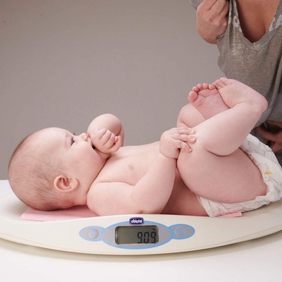 Chicco Digitale Babywaage für Neugeborene und Babys
