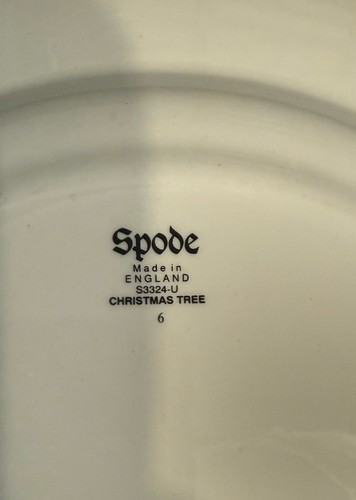 Set of 5 Spode Made in England Christmas Tree S3324 10.75” Dinner Plates - Picture 7 of 12