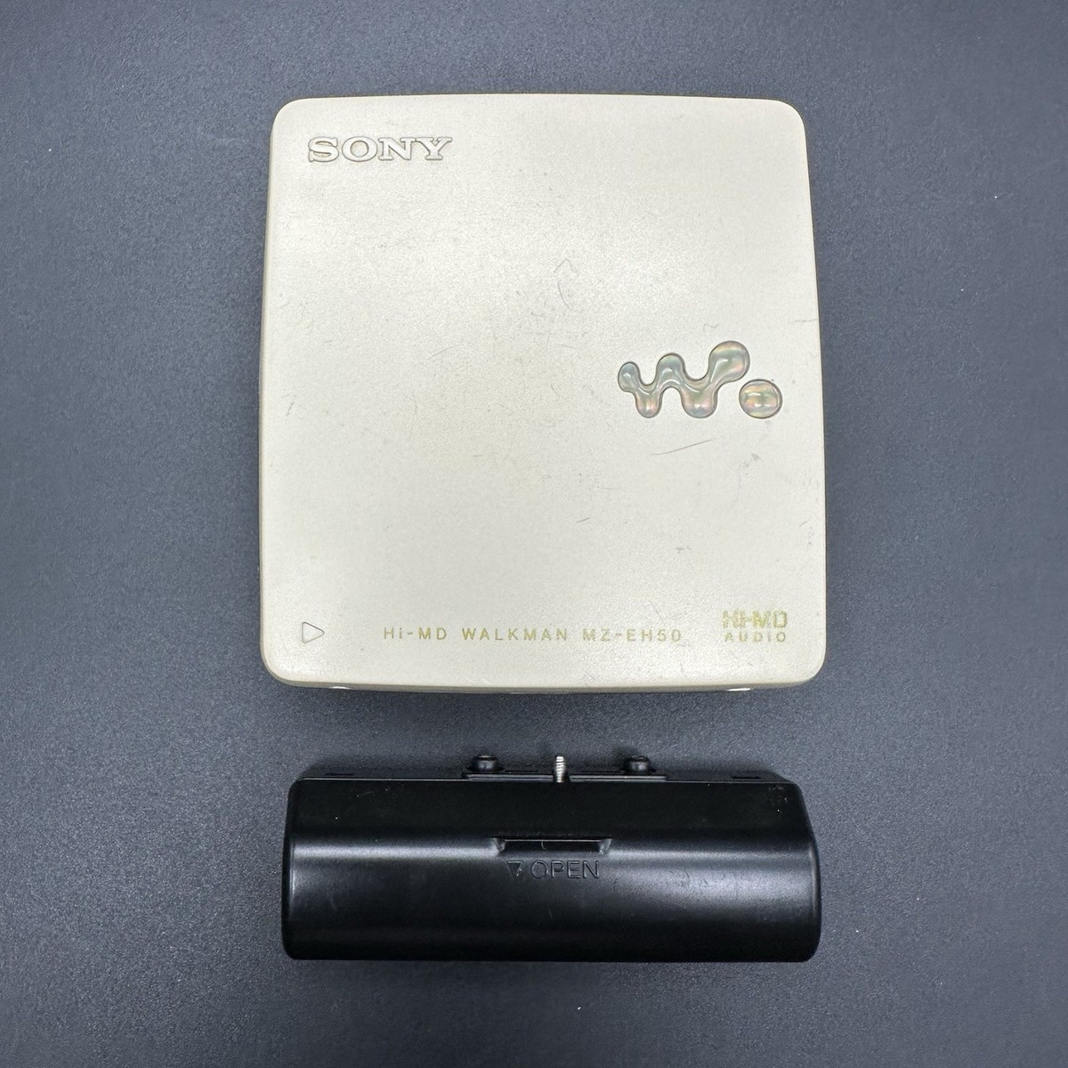SONY Hi-MD WALKMAN MZ-EH50 ホワイト SONY MZ-EH50 HI MD WALKMAN Minidisc Player White Tested