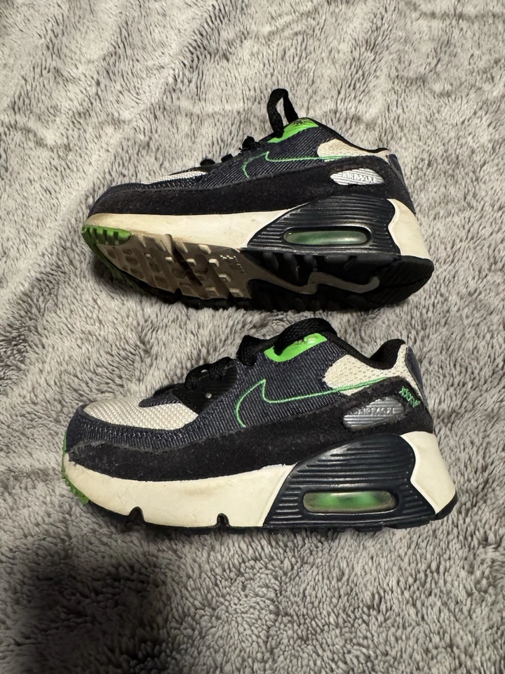 Zapatos Nike Air Max 90 SE para niños pequeños talla 9,5 Foto 4 de 4