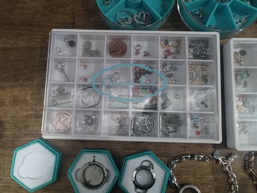 400+ pezzi enorme LOTTO origami gufo ciondoli medaglioni piatti collane bracciali custodia - Foto 8 di 12