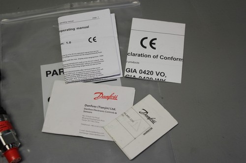 NEW DANFOSS PRESSURE TRANSMITTER W/PLUG IN DISPLAY MBD 1000 & MBS 3000 - Picture 9 of 11