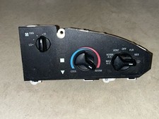 XC2H-19C733-AA  2007 Ford E150 E250 Van Manual Climate Control AC Heat