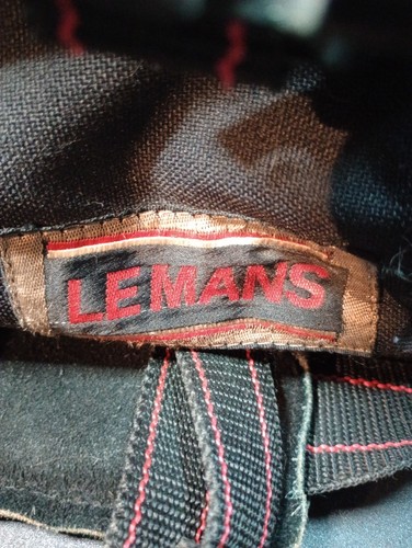 Panasonic LUMIX DMC-FZ18 8.1MP Camera + Case + Accessories  - Picture 23 of 23