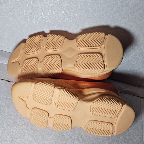 Steve Madden's Women’s Vault Sneakers New Size 8M Orange - Picture 4 of 10