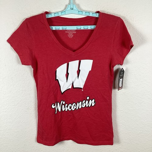 Wisconsin Badgers Damen T-Shirt Oberteil Gr. S Kurzarm kleiner Fleck neu mit Etikett - Bild 1 von 8