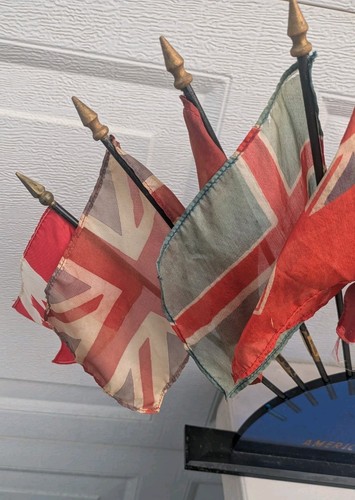 Vintage American Airlines Flag Holder Display - Picture 2 of 10