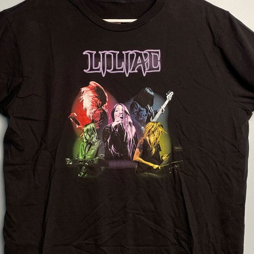 Camiseta Liliac Rock Band XL Negra Colorida Gráfica Miembros Retrato Sin Etiqueta - Imagen 2 de 7