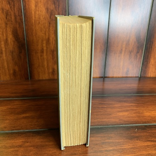 A Treasury of Sherlock Holmes by Sir Arthur Conan Doyle VTG 1955 Hardcover FAIR - Picture 3 of 9