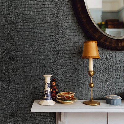 17.3''x118'' Black Textured Crocodile Pattern Vinyl Wallpaper Peel and Stick Decor