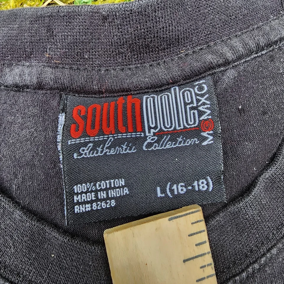 Vtg Southpole Y2k T Shirt Black Distressed Sz Boys 16-18 Streetwear Skater Tee - Image 3 of 4