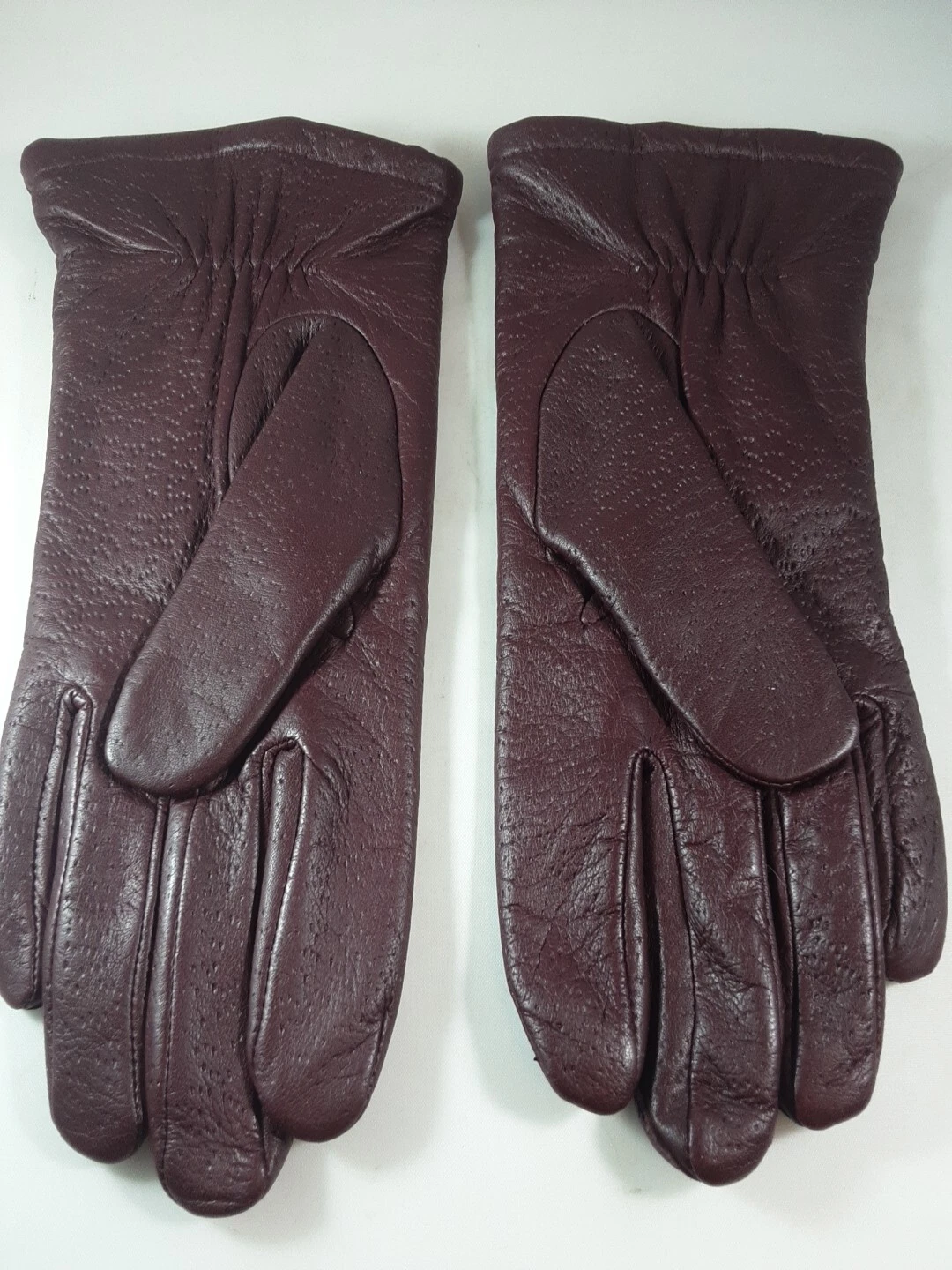 ARIS Wmns Maroon Soft Perforated Leather Gloves Sz 7 NWOT