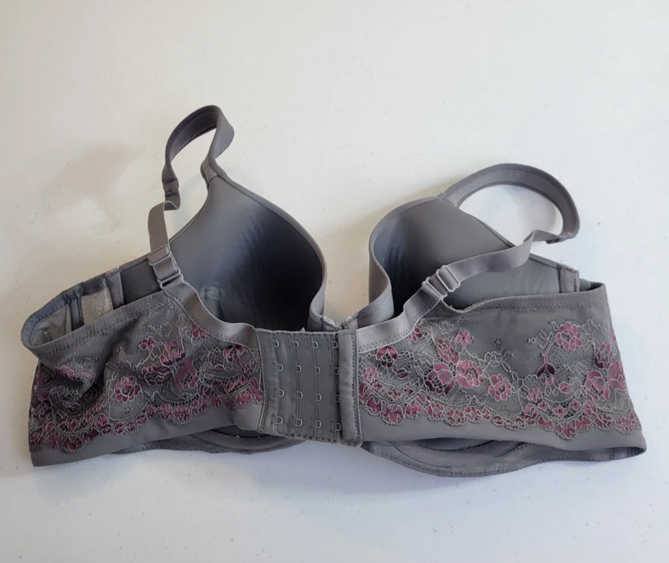 Sujetador Camiseta Leading Lady The Brigitte Encaje Gris Rosa Con Aros Talla 46B Foto 4 de 4