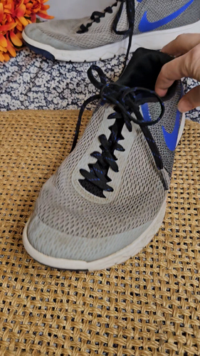 Mens Size 9 - Nike Flex Experience RN 5 Wolf Grey Racer Blue - Video 1 of 1